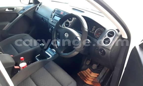 Acheter Occasion Voiture Volkswagen Tiguan Blanc à Windhoek, Namibie Acheter Occasion Voiture Volkswagen Tiguan Blanc à Windhoek, Namibie