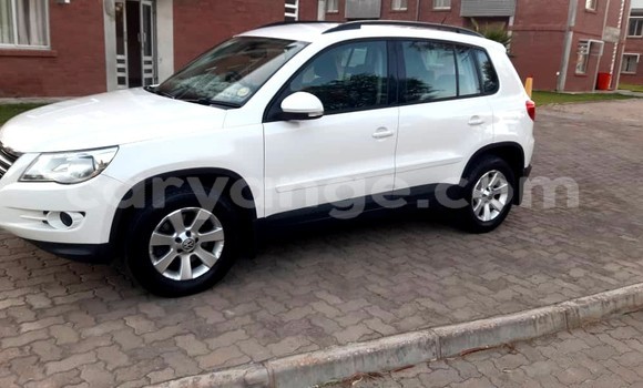 Acheter Occasion Voiture Volkswagen Tiguan Blanc à Windhoek, Namibie Acheter Occasion Voiture Volkswagen Tiguan Blanc à Windhoek, Namibie
