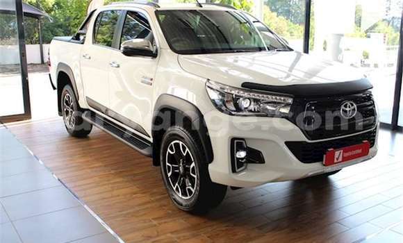Buy Used Toyota Hilux White Car in Windhoek in Namibia