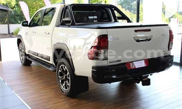 Buy Used Toyota Hilux White Car in Windhoek in Namibia Buy Used Toyota Hilux White Car in Windhoek in Namibia