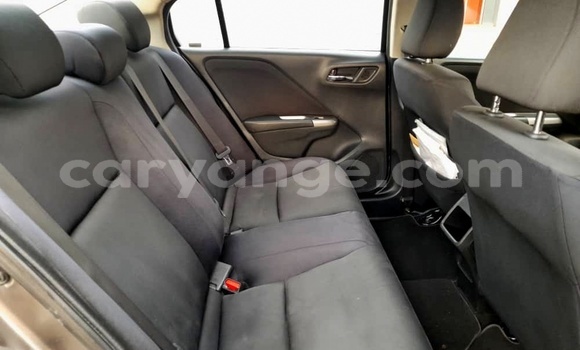Acheter Occasion Voiture Honda Ballade Marron à Windhoek, Namibie Acheter Occasion Voiture Honda Ballade Marron à Windhoek, Namibie