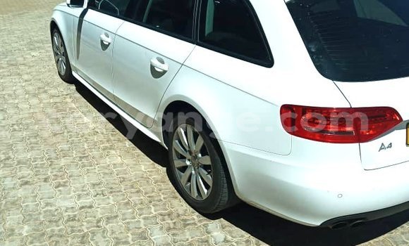 Acheter Occasion Voiture Audi A4 Blanc à Windhoek, Namibie Acheter Occasion Voiture Audi A4 Blanc à Windhoek, Namibie