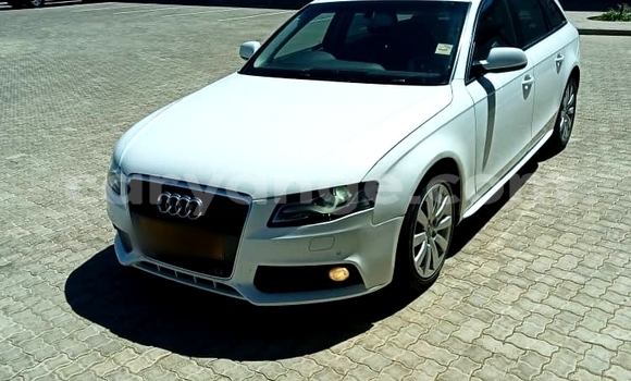 Acheter Occasion Voiture Audi A4 Blanc à Windhoek, Namibie Acheter Occasion Voiture Audi A4 Blanc à Windhoek, Namibie