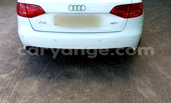 Acheter Occasion Voiture Audi A4 Blanc à Windhoek, Namibie Acheter Occasion Voiture Audi A4 Blanc à Windhoek, Namibie