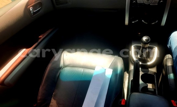 Acheter Occasion Voiture Nissan X–Trail Rouge à Windhoek, Namibie Acheter Occasion Voiture Nissan X–Trail Rouge à Windhoek, Namibie