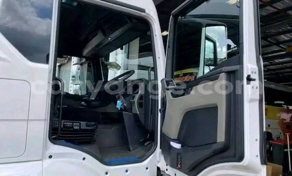 Buy Used Man M2000 White Truck in Windhoek in Namibia Buy Used Man M2000 White Truck in Windhoek in Namibia