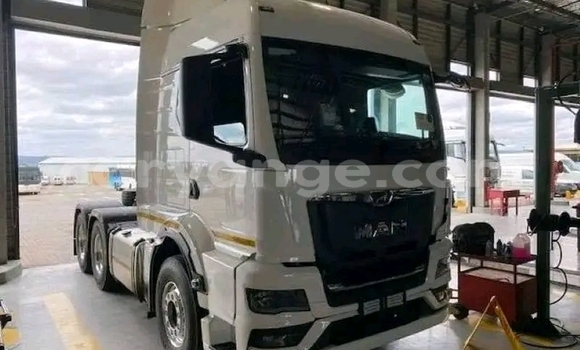 Buy Used Man M2000 White Truck in Windhoek in Namibia Buy Used Man M2000 White Truck in Windhoek in Namibia