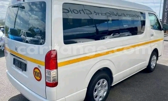 Buy Used Toyota Coaster White Car in Windhoek in Namibia Buy Used Toyota Coaster White Car in Windhoek in Namibia
