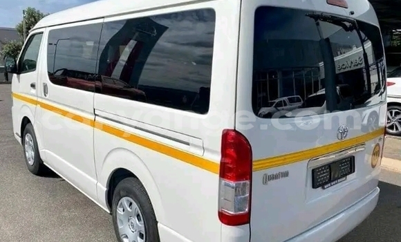 Buy Used Toyota Coaster White Car in Windhoek in Namibia Buy Used Toyota Coaster White Car in Windhoek in Namibia