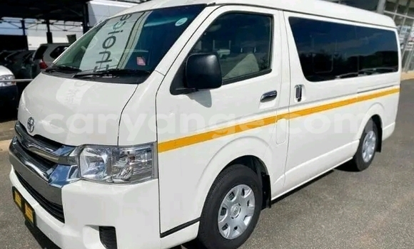 Buy Used Toyota Coaster White Car in Windhoek in Namibia Buy Used Toyota Coaster White Car in Windhoek in Namibia