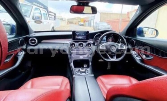 Acheter Occasion Voiture Mercedes-Benz C–Class Bleu à Windhoek, Namibie Acheter Occasion Voiture Mercedes-Benz C–Class Bleu à Windhoek, Namibie