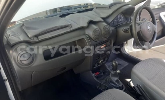 Acheter Occasion Voiture Nissan NP 300 Blanc à Windhoek, Namibie Acheter Occasion Voiture Nissan NP 300 Blanc à Windhoek, Namibie