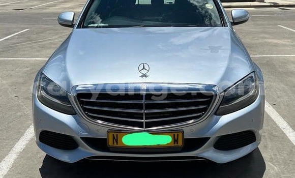 Acheter Occasion Voiture Mercedes-Benz C–Class Gris à Windhoek, Namibie Acheter Occasion Voiture Mercedes-Benz C–Class Gris à Windhoek, Namibie