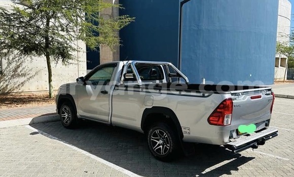 Acheter Occasion Voiture Toyota Hilux Gris à Windhoek, Namibie Acheter Occasion Voiture Toyota Hilux Gris à Windhoek, Namibie