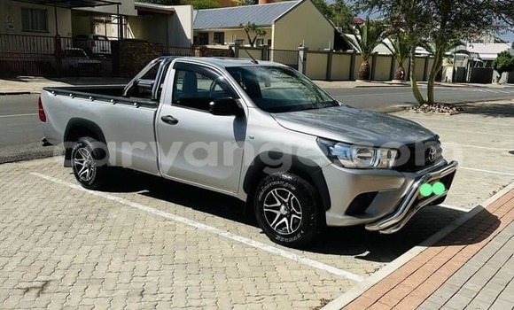 Acheter Occasion Voiture Toyota Hilux Gris à Windhoek, Namibie Acheter Occasion Voiture Toyota Hilux Gris à Windhoek, Namibie