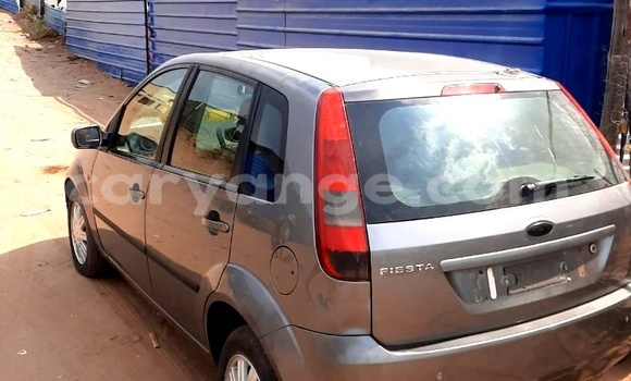 Acheter Occasion Voiture FORD MUSTANG Rouge à Windhoek, Namibie Acheter Occasion Voiture FORD MUSTANG Rouge à Windhoek, Namibie