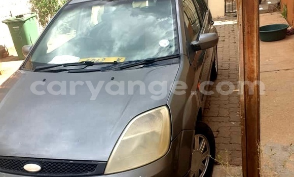 Acheter Occasion Voiture FORD MUSTANG Rouge à Windhoek, Namibie Acheter Occasion Voiture FORD MUSTANG Rouge à Windhoek, Namibie