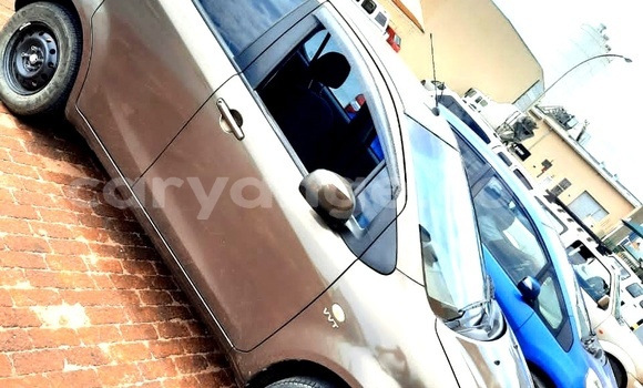 Acheter Occasion Voiture Suzuki Splash Marron à Windhoek, Namibie Acheter Occasion Voiture Suzuki Splash Marron à Windhoek, Namibie