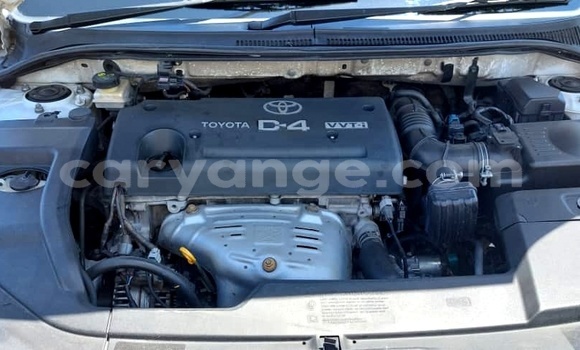 Acheter Occasion Voiture Toyota Avensis Blanc à Windhoek, Namibie Acheter Occasion Voiture Toyota Avensis Blanc à Windhoek, Namibie