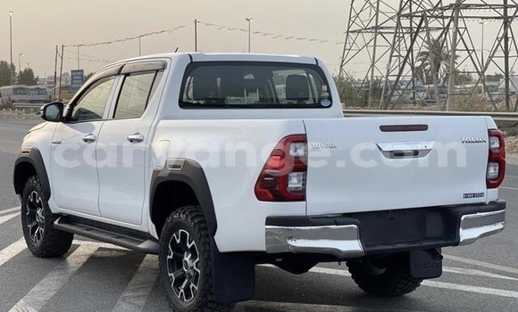 Acheter Occasion Voiture Toyota Hiluxe Revo Blanc à Windhoek, Namibie Acheter Occasion Voiture Toyota Hiluxe Revo Blanc à Windhoek, Namibie