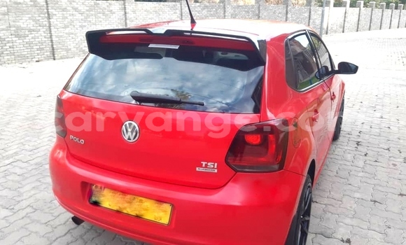 Acheter Occasion Voiture Volkswagen Polo Rouge à Okahandja, Namibie Acheter Occasion Voiture Volkswagen Polo Rouge à Okahandja, Namibie