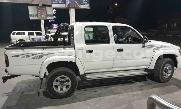 Buy Used Toyota Hilux White Car in Gobabis in Omaheke Buy Used Toyota Hilux White Car in Gobabis in Omaheke