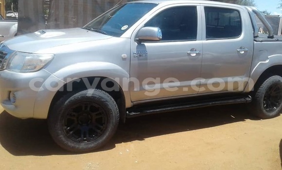 Buy Used Toyota Hilux Silver Car in Gobabis in Omaheke Buy Used Toyota Hilux Silver Car in Gobabis in Omaheke