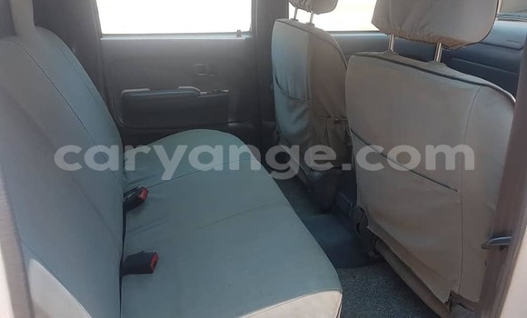 Buy Used Toyota Hilux White Car in Gobabis in Omaheke Buy Used Toyota Hilux White Car in Gobabis in Omaheke