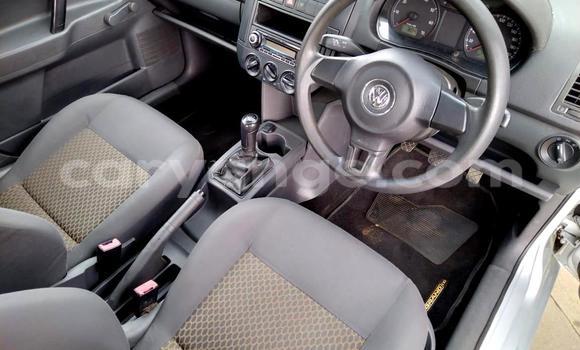 Acheter Occasion Voiture Volkswagen Polo Sedan Gris à Windhoek, Namibie Acheter Occasion Voiture Volkswagen Polo Sedan Gris à Windhoek, Namibie