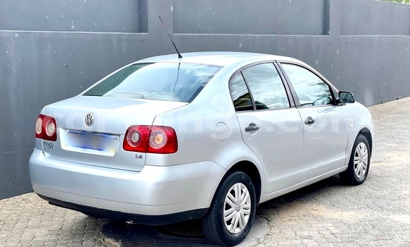 Acheter Occasion Voiture Volkswagen Polo Sedan Gris à Windhoek, Namibie Acheter Occasion Voiture Volkswagen Polo Sedan Gris à Windhoek, Namibie