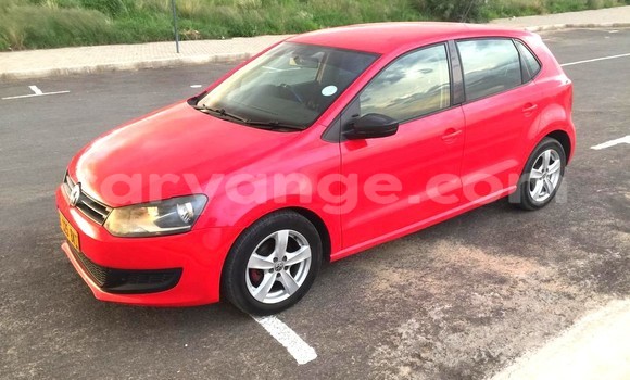 Acheter Occasion Voiture Volkswagen Polo Rouge à Windhoek, Namibie Acheter Occasion Voiture Volkswagen Polo Rouge à Windhoek, Namibie