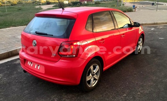 Acheter Occasion Voiture Volkswagen Polo Rouge à Windhoek, Namibie Acheter Occasion Voiture Volkswagen Polo Rouge à Windhoek, Namibie