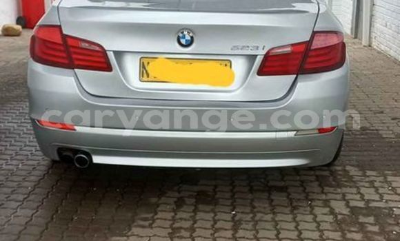 Acheter Occasion Voiture BMW 5–Series Gris à Windhoek, Namibie Acheter Occasion Voiture BMW 5–Series Gris à Windhoek, Namibie