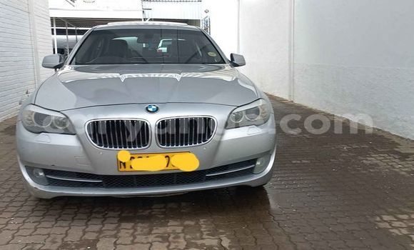 Acheter Occasion Voiture BMW 5–Series Gris à Windhoek, Namibie Acheter Occasion Voiture BMW 5–Series Gris à Windhoek, Namibie