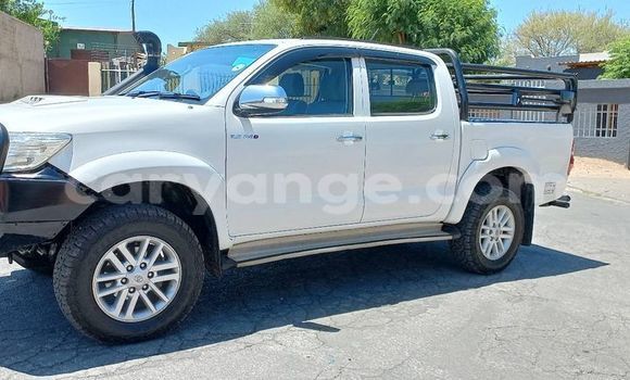 Acheter Occasion Voiture Toyota Hilux Blanc à Windhoek, Namibie Acheter Occasion Voiture Toyota Hilux Blanc à Windhoek, Namibie