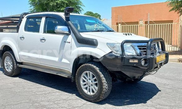 Acheter Occasion Voiture Toyota Hilux Blanc à Windhoek, Namibie Acheter Occasion Voiture Toyota Hilux Blanc à Windhoek, Namibie