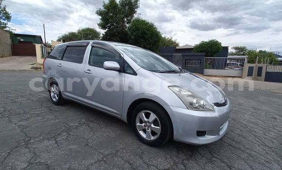 Buy Used Toyota Wish Silver Car in Windhoek in Namibia
