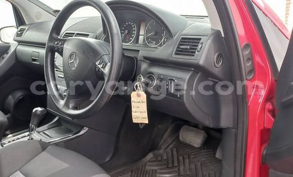 Acheter Occasion Voiture Mercedes-Benz A–Class Rouge à Windhoek, Namibie Acheter Occasion Voiture Mercedes-Benz A–Class Rouge à Windhoek, Namibie