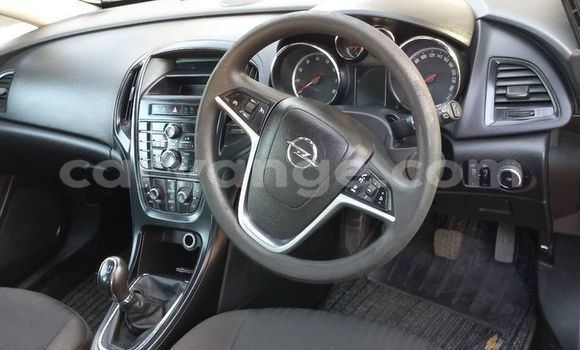 Acheter Occasion Voiture Opel Astra Bleu à Windhoek, Namibie Acheter Occasion Voiture Opel Astra Bleu à Windhoek, Namibie