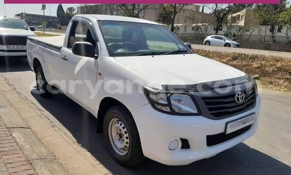 Buy Used Toyota Hilux White Car in Windhoek in Namibia