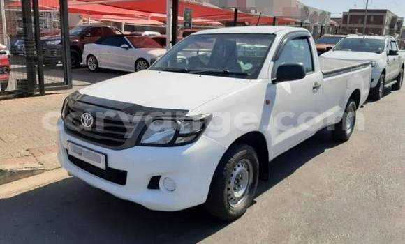 Buy Used Toyota Hilux White Car in Windhoek in Namibia Buy Used Toyota Hilux White Car in Windhoek in Namibia