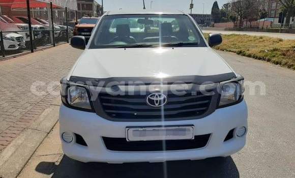 Buy Used Toyota Hilux White Car in Windhoek in Namibia Buy Used Toyota Hilux White Car in Windhoek in Namibia