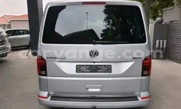 Buy Used Volkswagen Caravelle Silver Car in Windhoek in Namibia Buy Used Volkswagen Caravelle Silver Car in Windhoek in Namibia