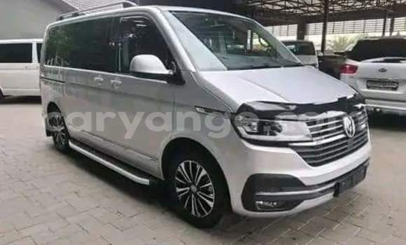 Buy Used Volkswagen Caravelle Silver Car in Windhoek in Namibia Buy Used Volkswagen Caravelle Silver Car in Windhoek in Namibia