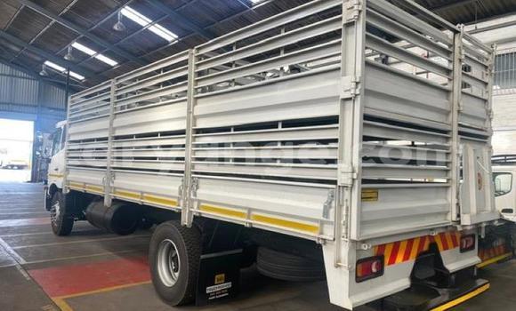 Buy Used Nissan UD White Truck in Windhoek in Namibia Buy Used Nissan UD White Truck in Windhoek in Namibia