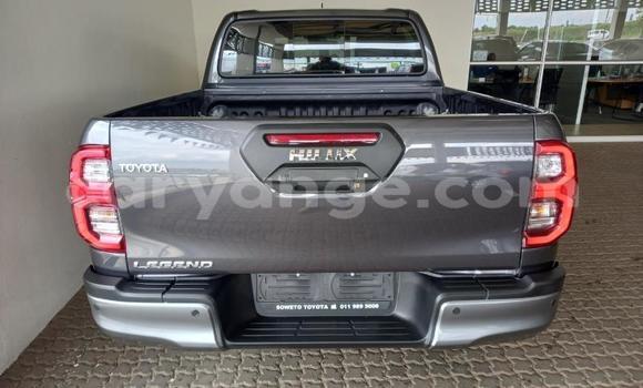 Acheter Occasion Voiture Toyota Hilux Blanc à Windhoek, Namibie Acheter Occasion Voiture Toyota Hilux Blanc à Windhoek, Namibie