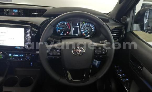 Acheter Occasion Voiture Toyota Hilux Blanc à Windhoek, Namibie Acheter Occasion Voiture Toyota Hilux Blanc à Windhoek, Namibie