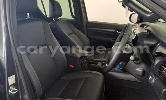 Acheter Occasion Voiture Toyota Hilux Blanc à Windhoek, Namibie Acheter Occasion Voiture Toyota Hilux Blanc à Windhoek, Namibie