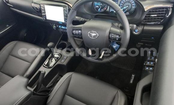 Acheter Occasion Voiture Toyota Hilux Blanc à Windhoek, Namibie Acheter Occasion Voiture Toyota Hilux Blanc à Windhoek, Namibie