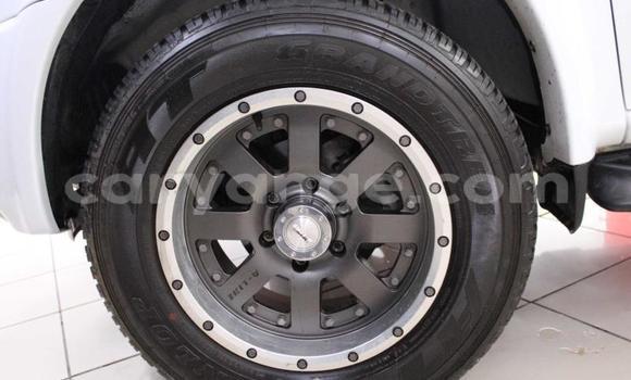 Acheter Occasion Voiture Isuzu KB Blanc à Windhoek, Namibie Acheter Occasion Voiture Isuzu KB Blanc à Windhoek, Namibie